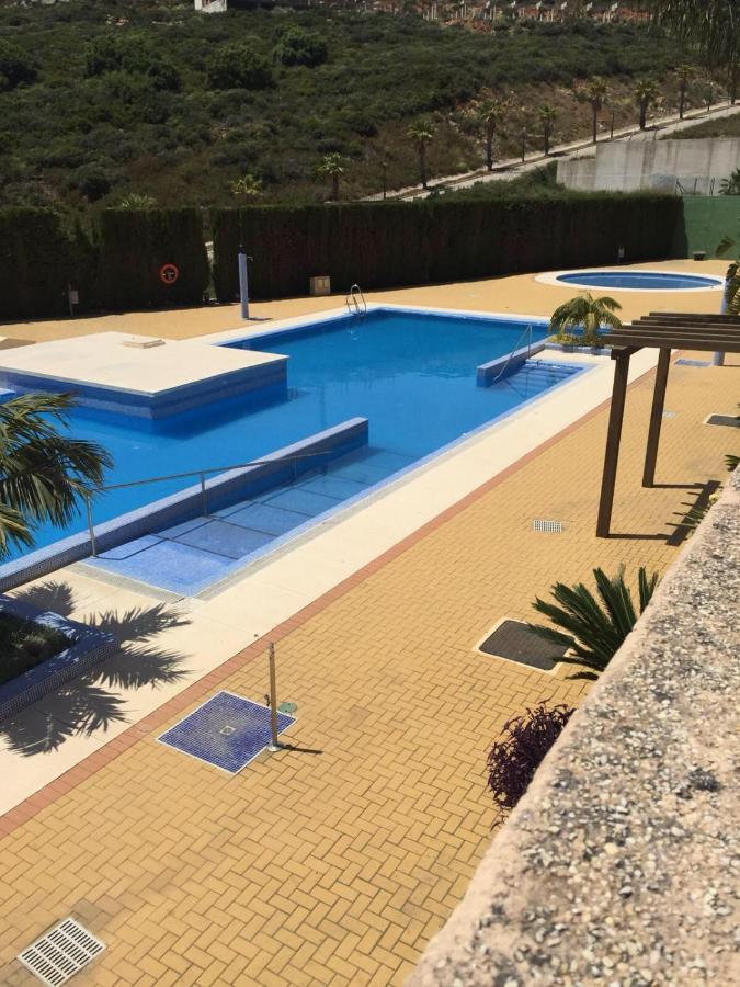 Bonito Apartamento En Alcaidesa Con Piscina Daire Dış mekan fotoğraf